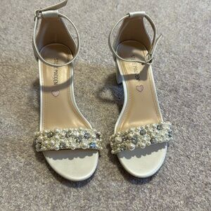 Steve Madden Dress shoes (size 3)